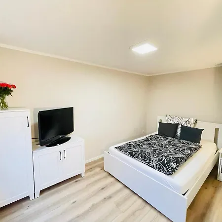 Mitte Apartman *